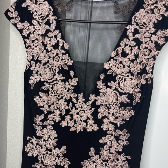 lace-trimmed wedding dress Black White Lace Nude Tulle A-line Wedding Dress Nude Pink